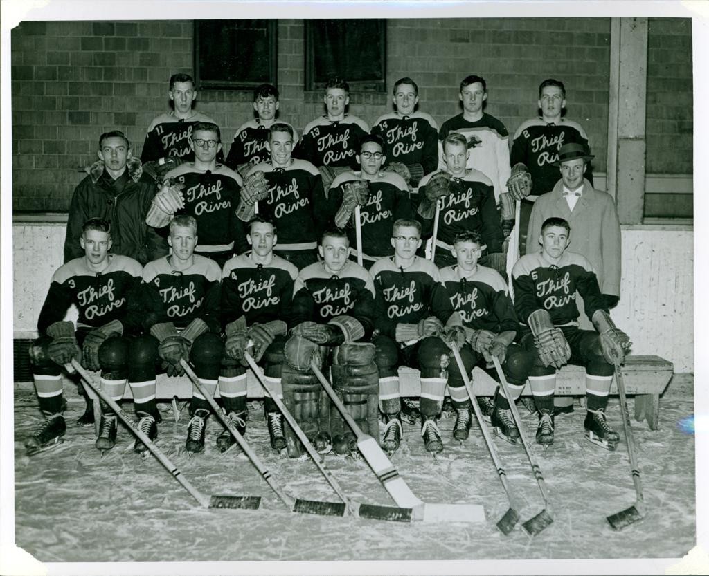 Hockey_-_Lincoln_-_TRF_-_1954_large